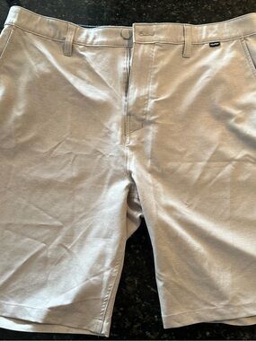 Hurley Men’s Light Gray Chino Shorts - Neutral Casual Wear